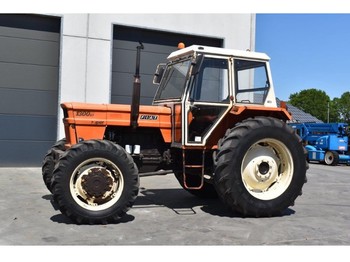 Straddle tractor Fiat 1300: picture 1