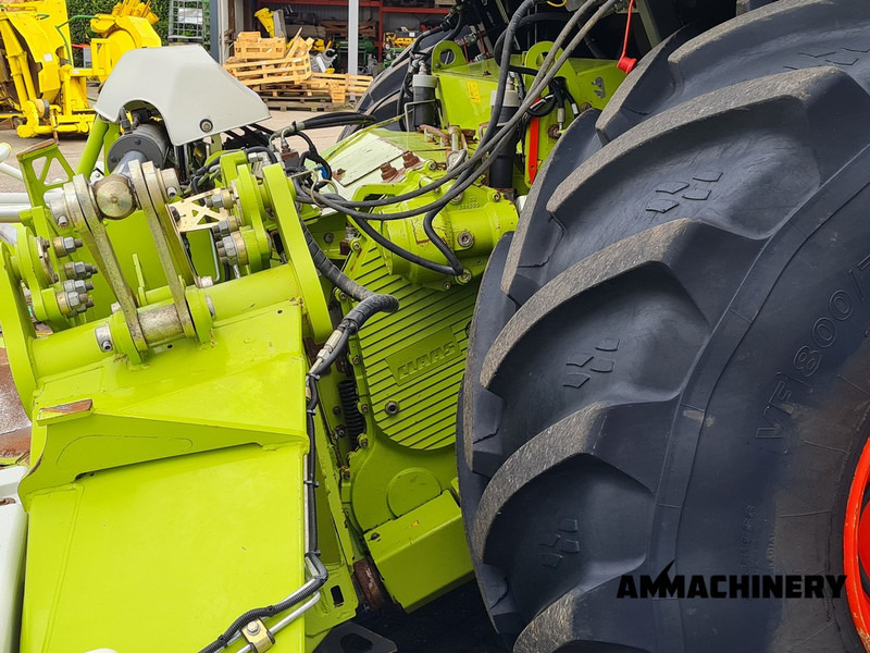 Forage harvester Claas Jaguar 950 4WD