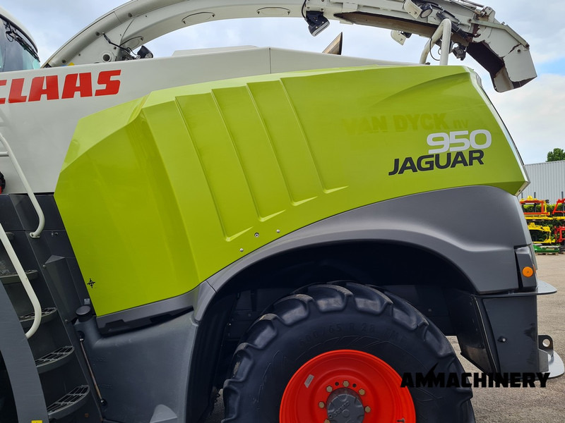 Forage harvester Claas Jaguar 950 4WD