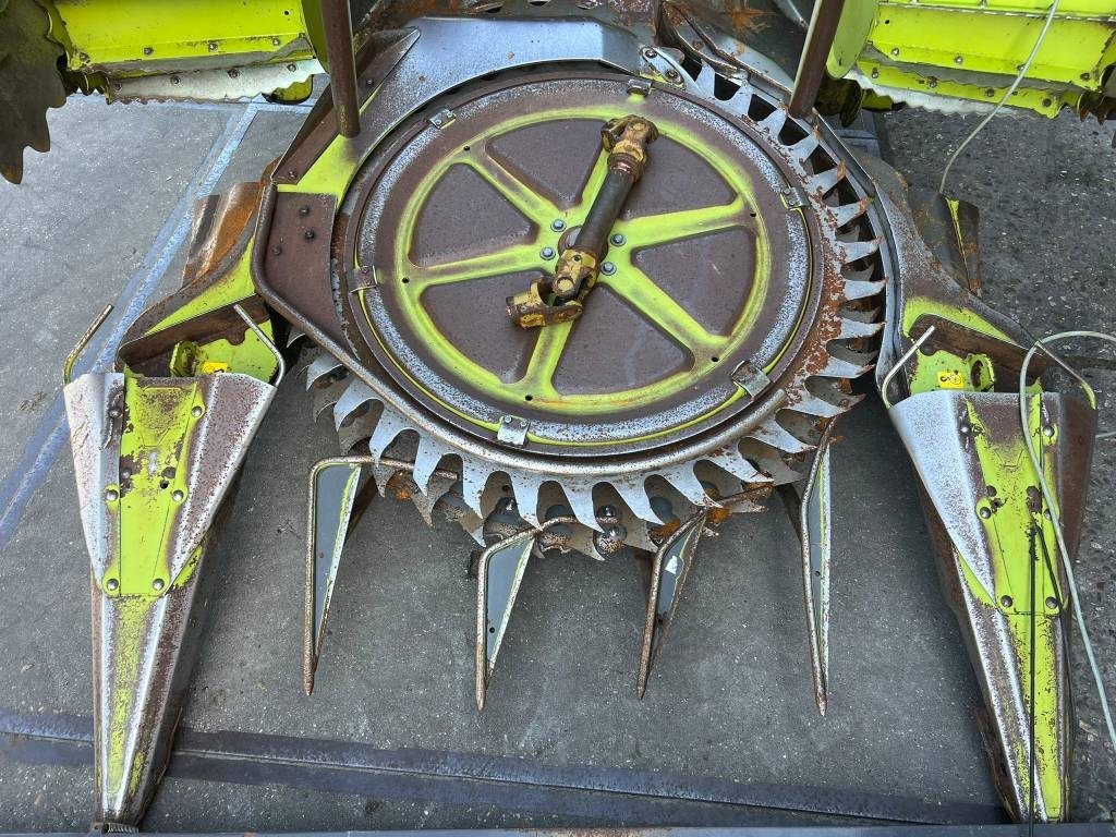 Forage harvester Claas RU 450 Xtra