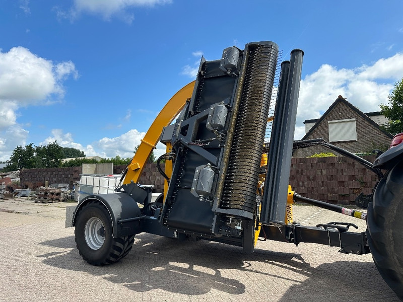 Forage harvester Elho Cobra 7710T getrokken hakselaar grashakselaar