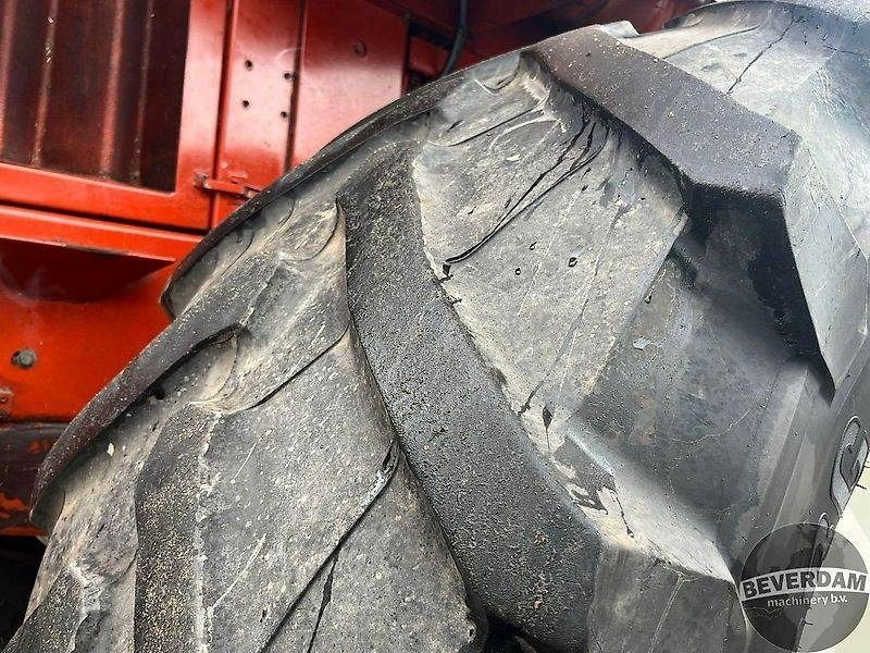 Forage harvester Hesston 7730