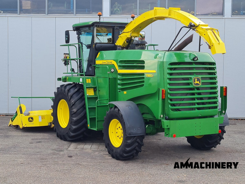 Forage harvester John Deere 7180 i