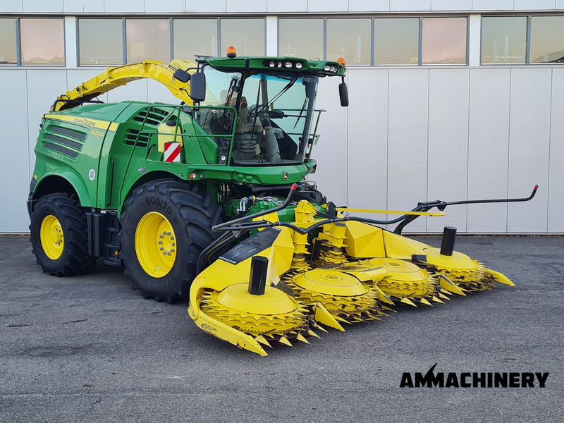 Forage harvester John Deere 8300 pro drive