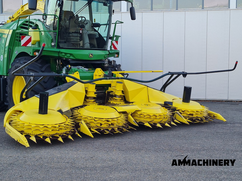 Forage harvester John Deere 8300 pro drive
