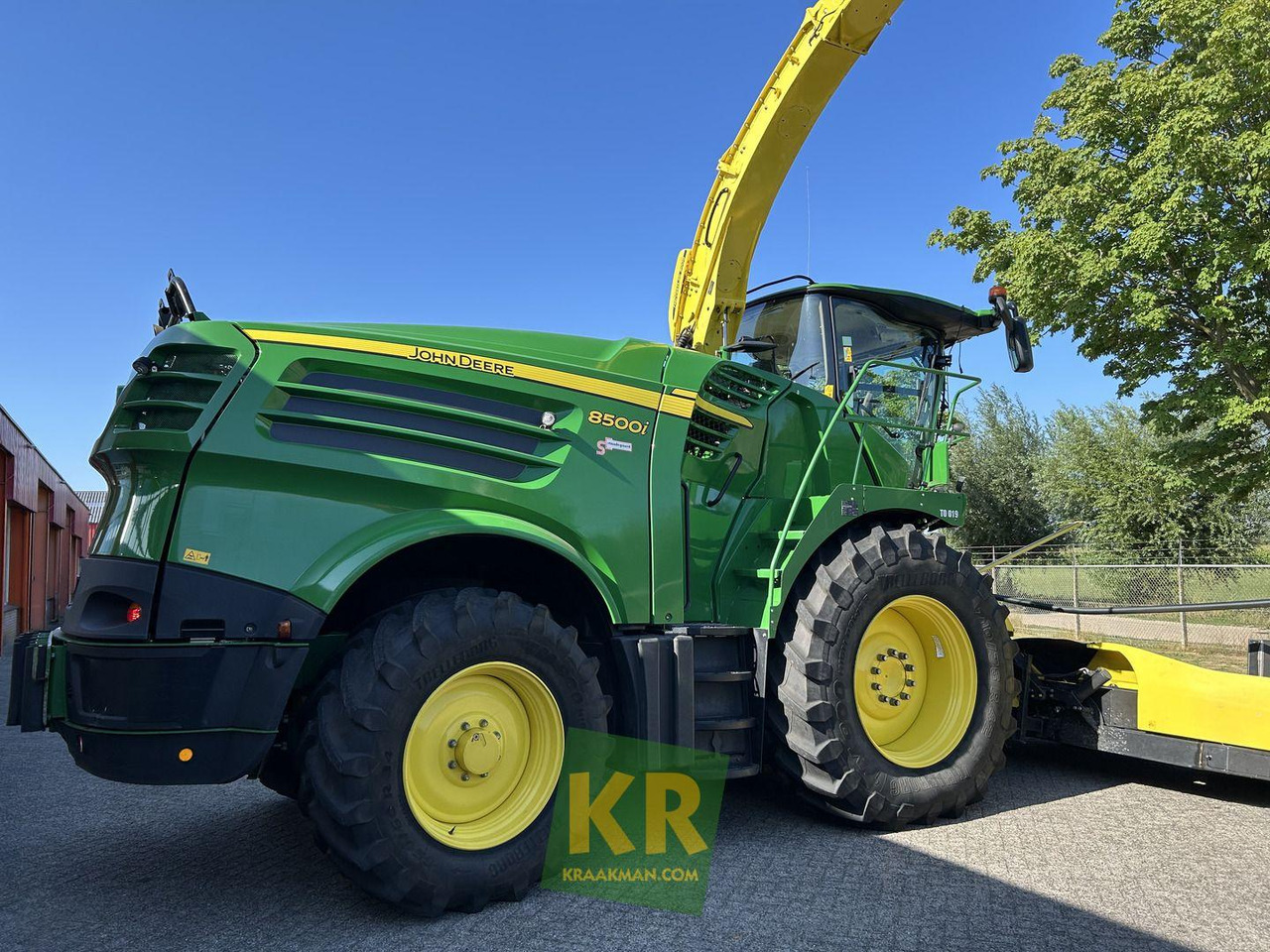 Forage harvester John Deere 8500