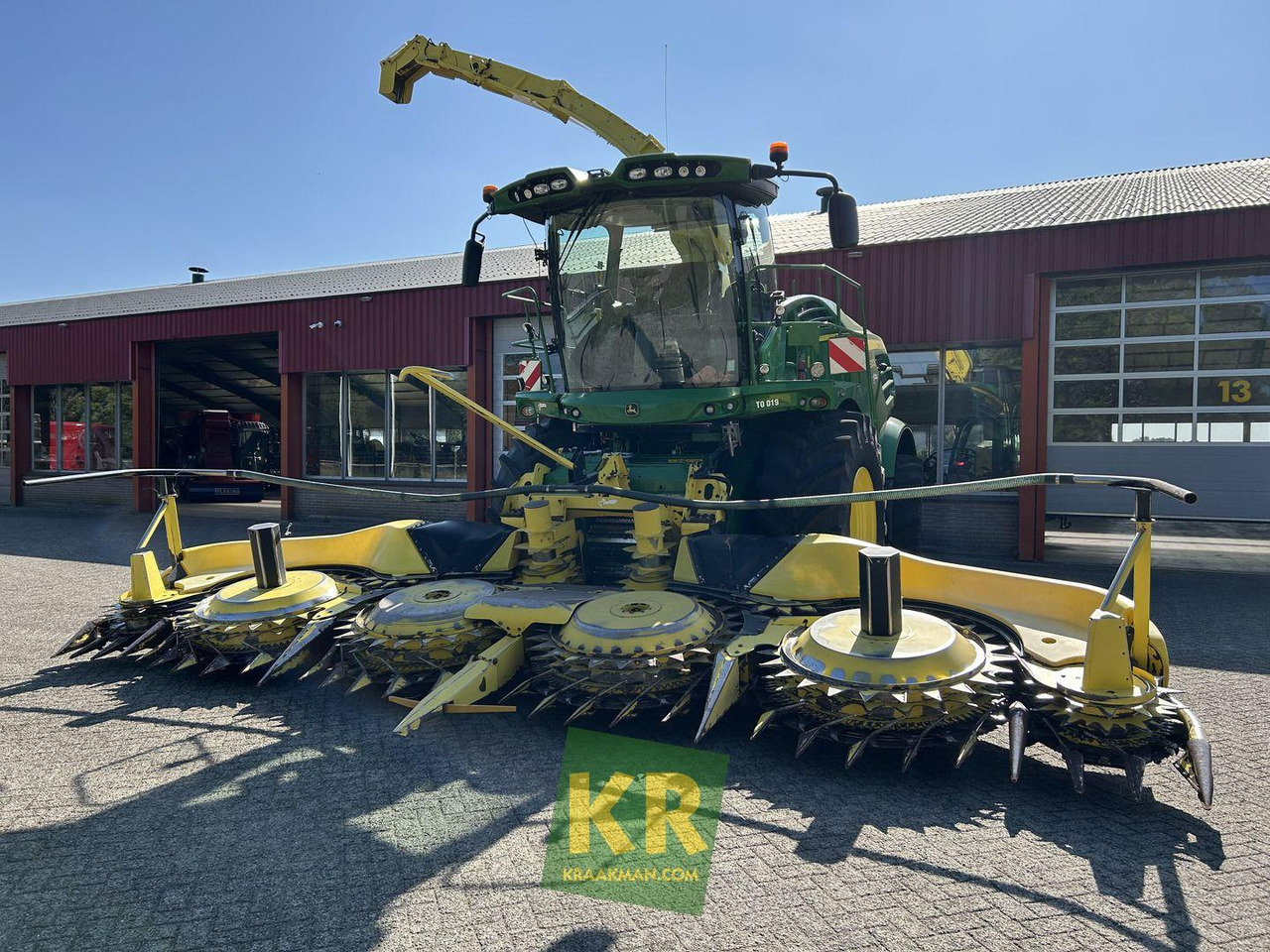 Forage harvester John Deere 8500
