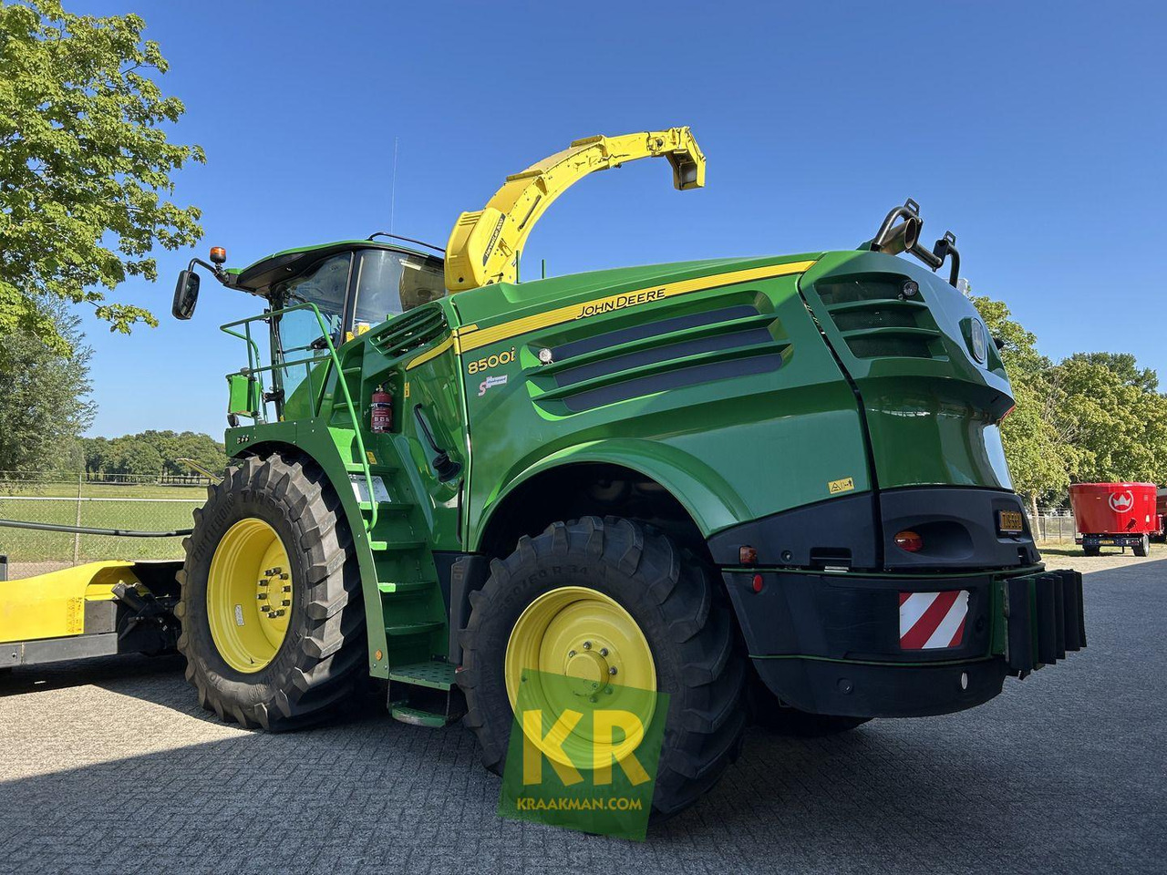 Forage harvester John Deere 8500