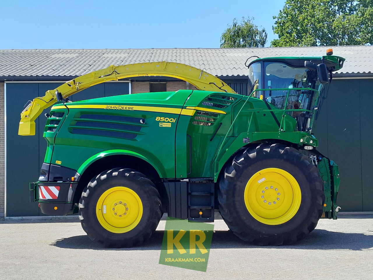 Forage harvester John Deere 8500