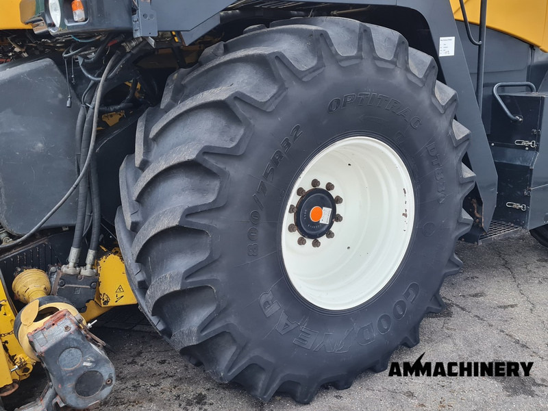 Forage harvester New Holland FR9060 4WD