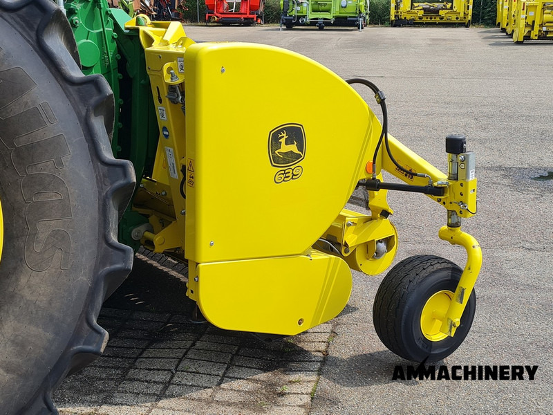 Forage harvester attachment John Deere 639 pick-up