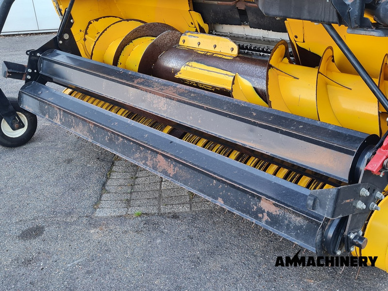 Forage harvester attachment New Holland 300FP pick-up