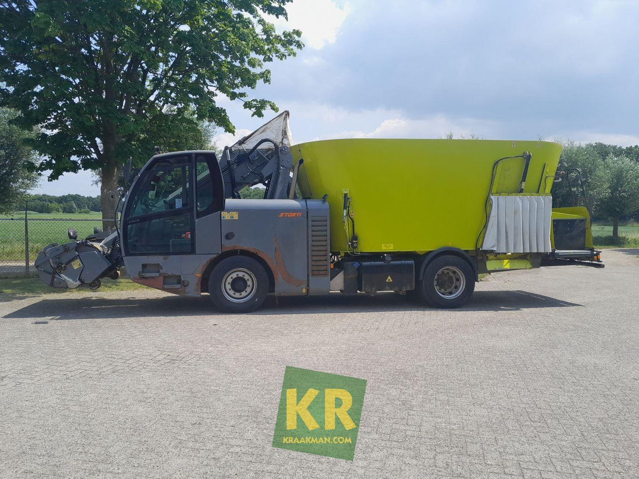 Forage mixer wagon Dobermann SW200 mengwagen Storti