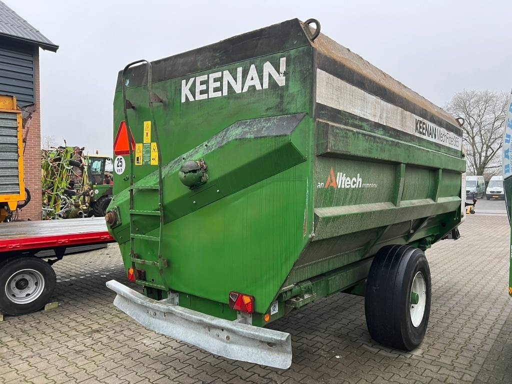 Forage mixer wagon Keenan Mech-Fiber 365