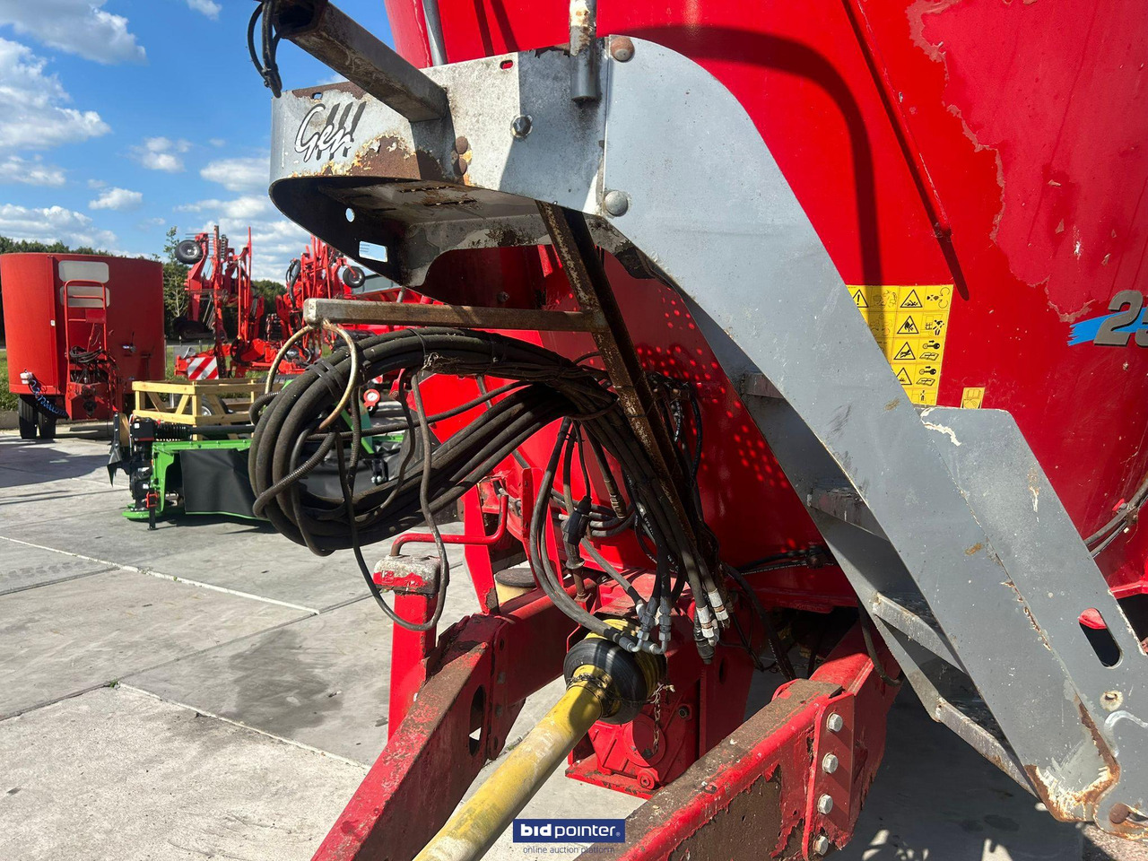 Forage mixer wagon Peecon Biga 25m3