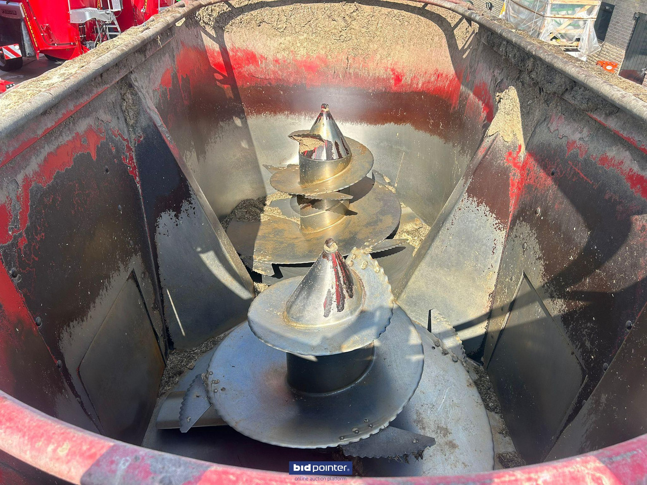 Forage mixer wagon Peecon Biga 25m3