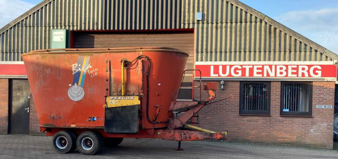 Forage mixer wagon Peecon VME 200 Voermengwagen Voermachines
