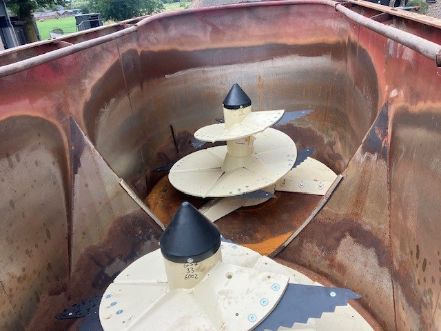 Forage mixer wagon STRAUTMANN Vertimix 1700 double