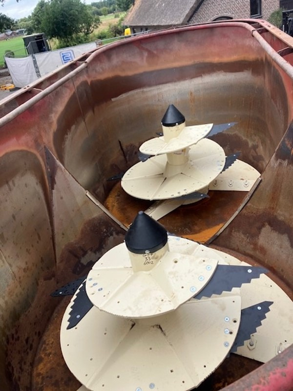 Forage mixer wagon STRAUTMANN Vertimix 1700 double