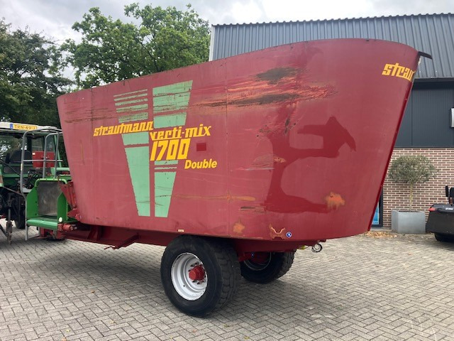 Forage mixer wagon STRAUTMANN Vertimix 1700 double