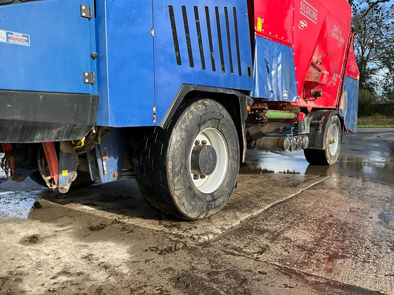 Forage mixer wagon Siloking Selfline system 300+ 2519