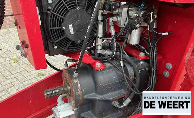 Forage mixer wagon Trioliet solomix 2-2000ZK