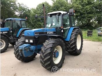 Farm tractor Ford 8240 SLE Powerstar: picture 1