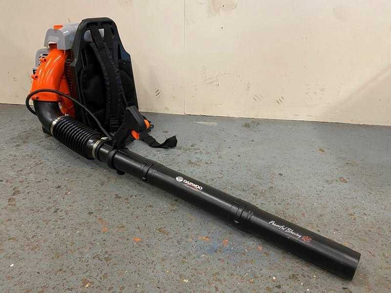 Garden equipment Daewoo DABL7662