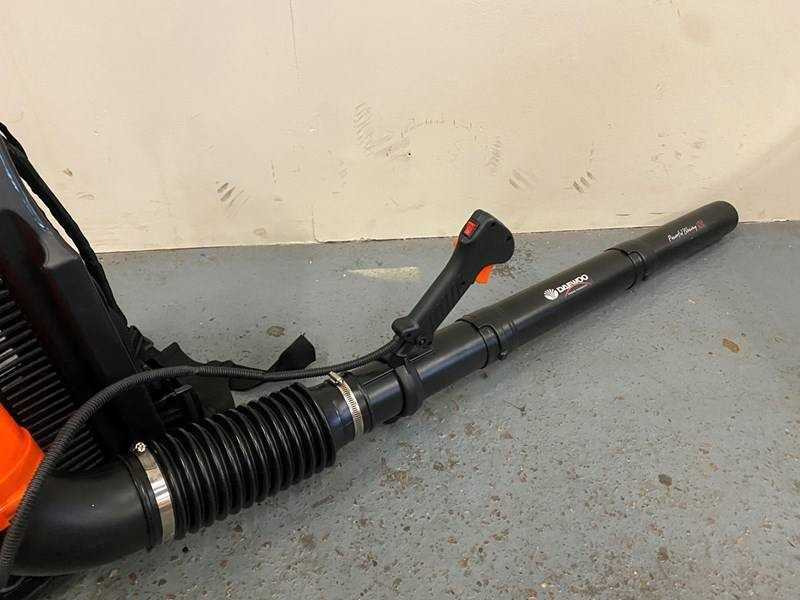 Garden equipment Daewoo DABL7662