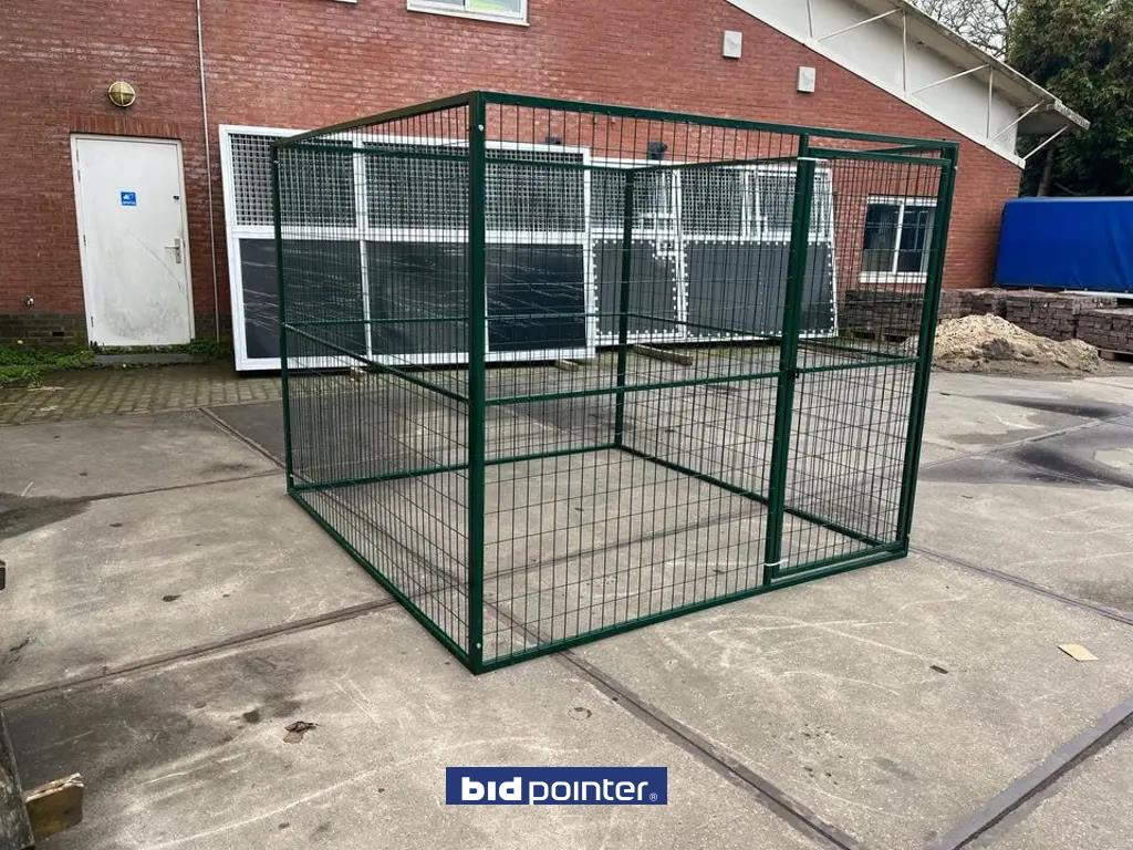 Garden equipment HH Hondenkennel