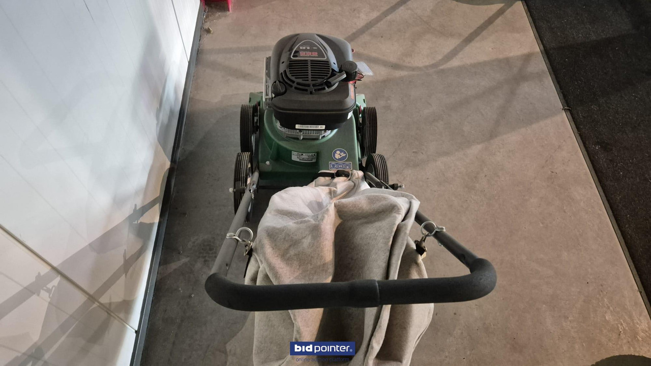 Garden mower Billy Goat LB 61 bladzuiger