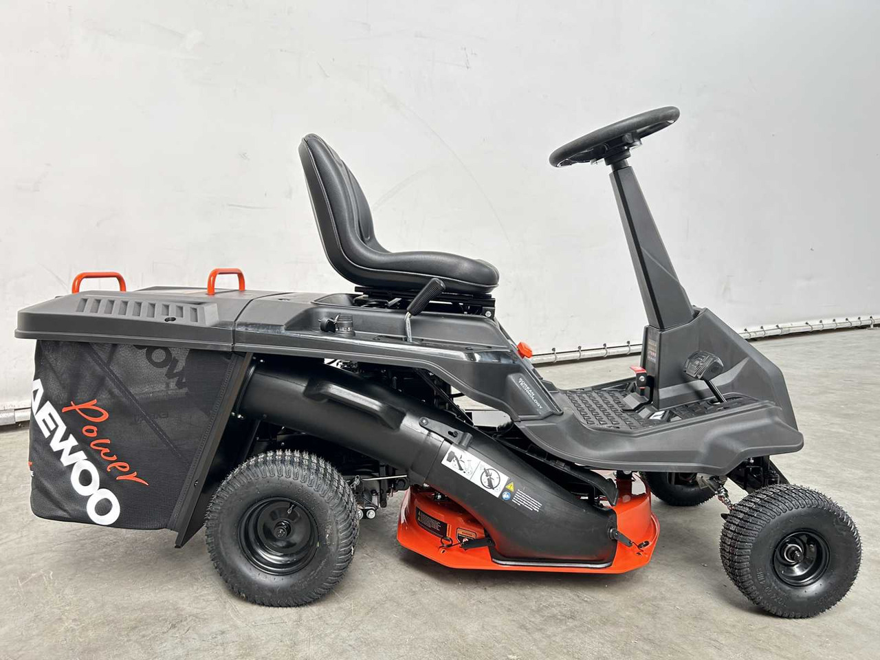 Garden mower Daewoo DAXRM224