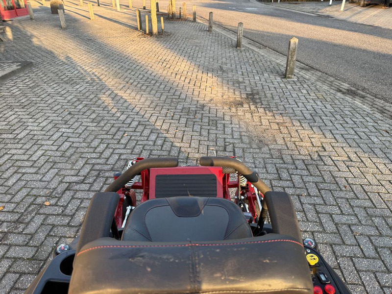 Garden mower Ferris IS2600 Zero Turn Maaier