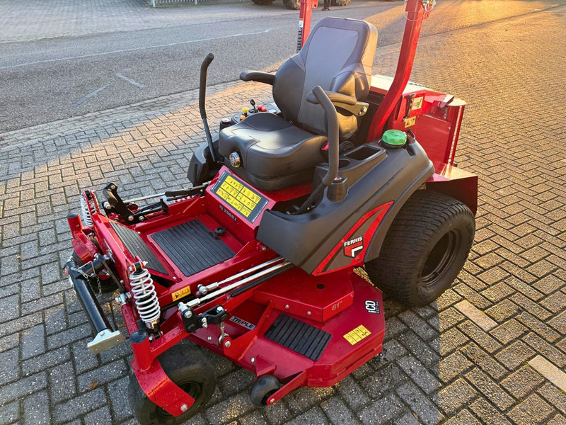 Garden mower Ferris IS2600 Zero Turn Maaier