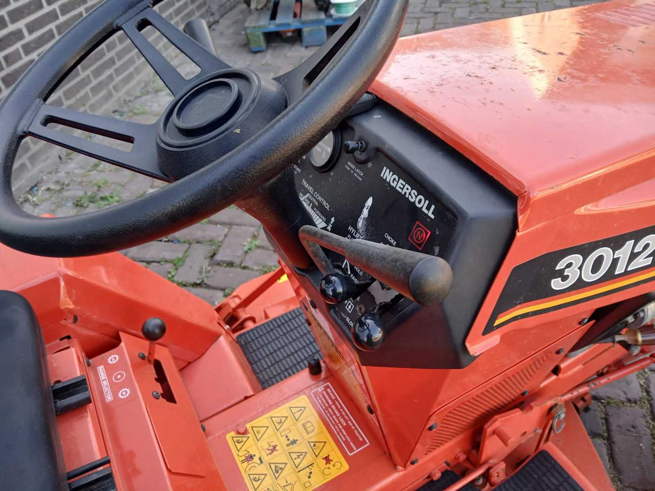 Garden mower Ingersoll 3012