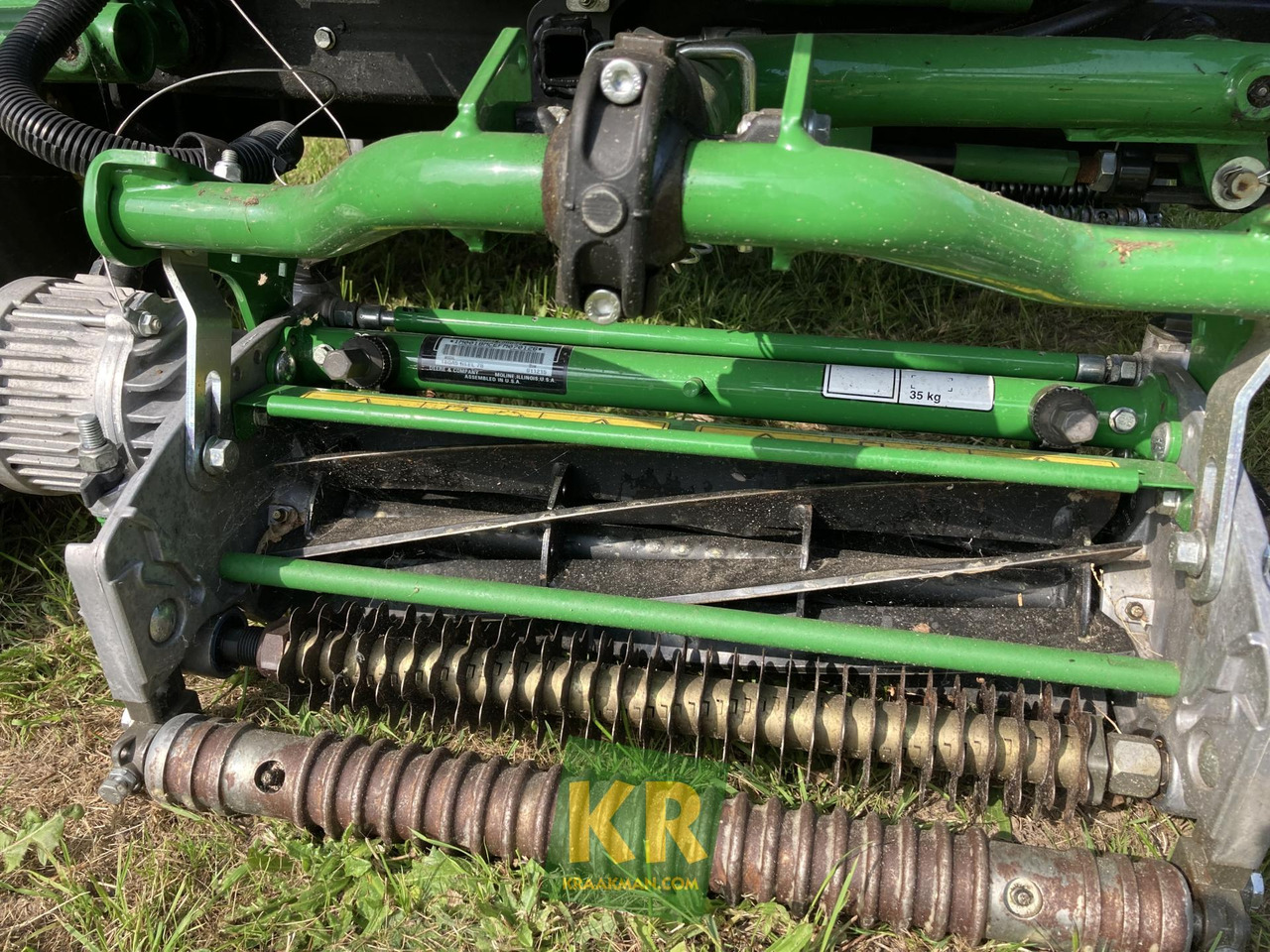 Garden mower John Deere 8000A E-CUT