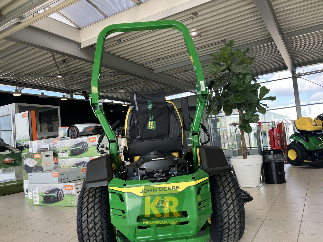 Garden mower John Deere Z515E ZEROTURN