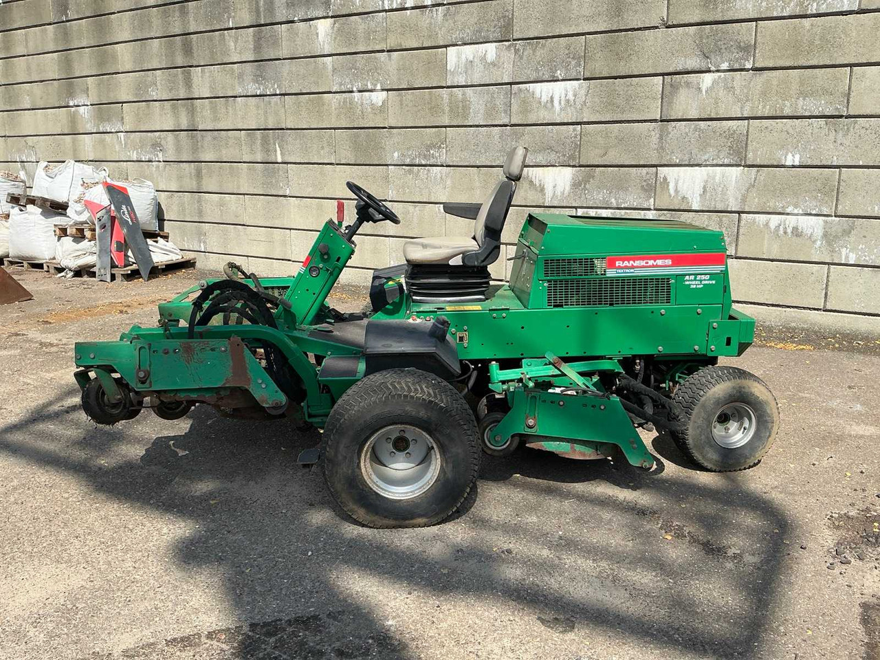 Garden mower Ransomes England AR25P