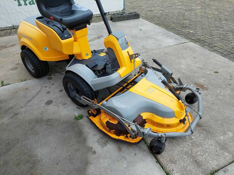 Garden mower Stiga Park Svan