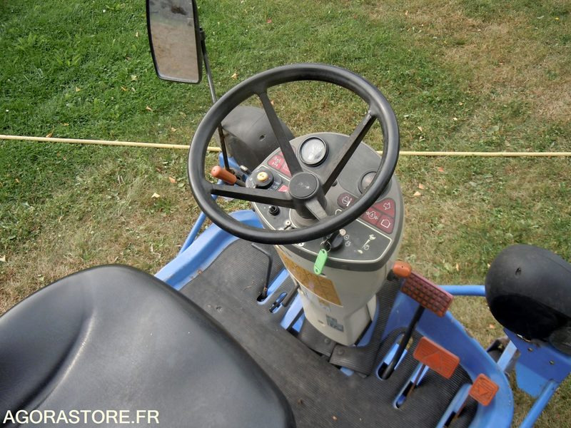 Garden mower TONDEUSE AUTOPORTÉE ISEKI