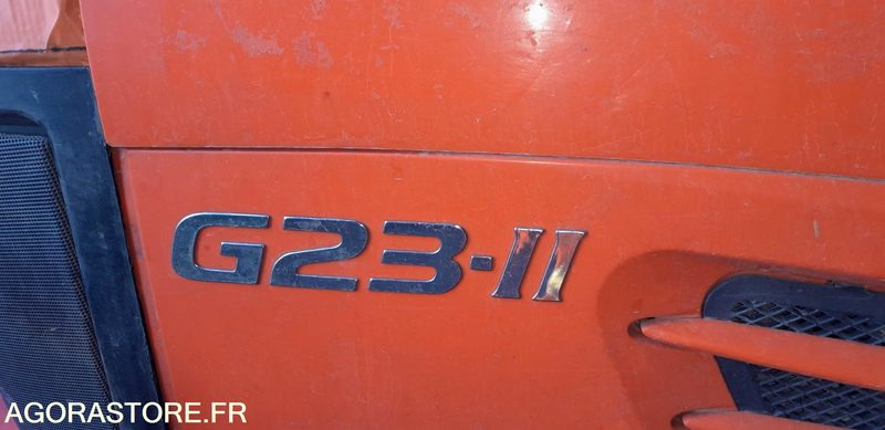 Garden mower TONDEUSE AUTOPORTEE KUBOTA G23