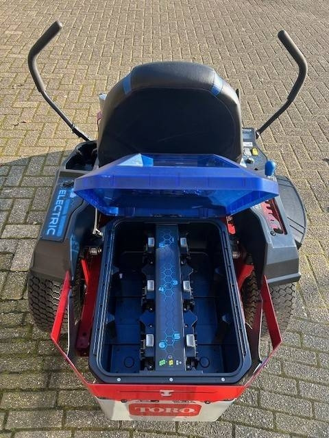 Garden mower Toro Emr4275 zeroturn