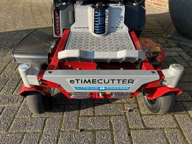 Garden mower Toro Emr4275 zeroturn
