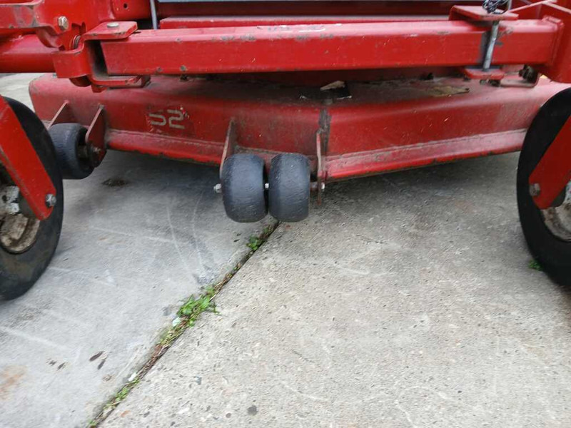 Garden mower Toro Z master 7200