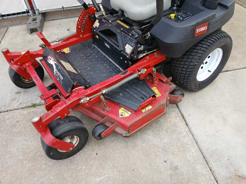 Garden mower Toro Z master 7200