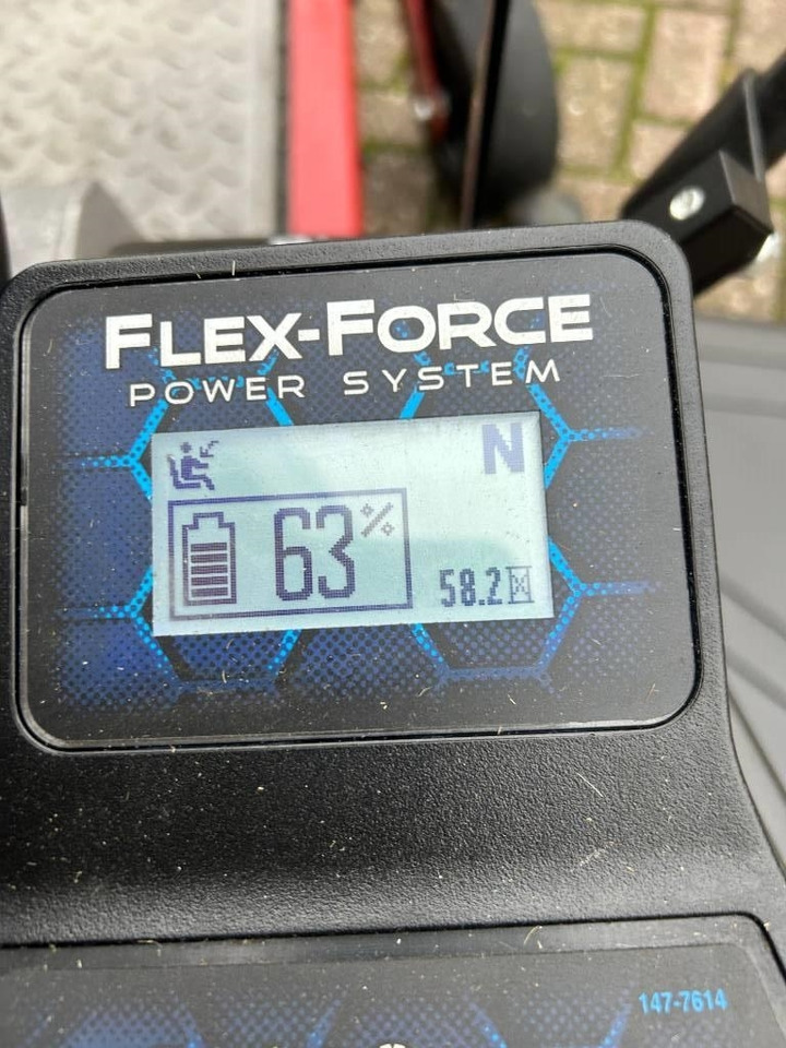 Garden mower Toro eMR 4275