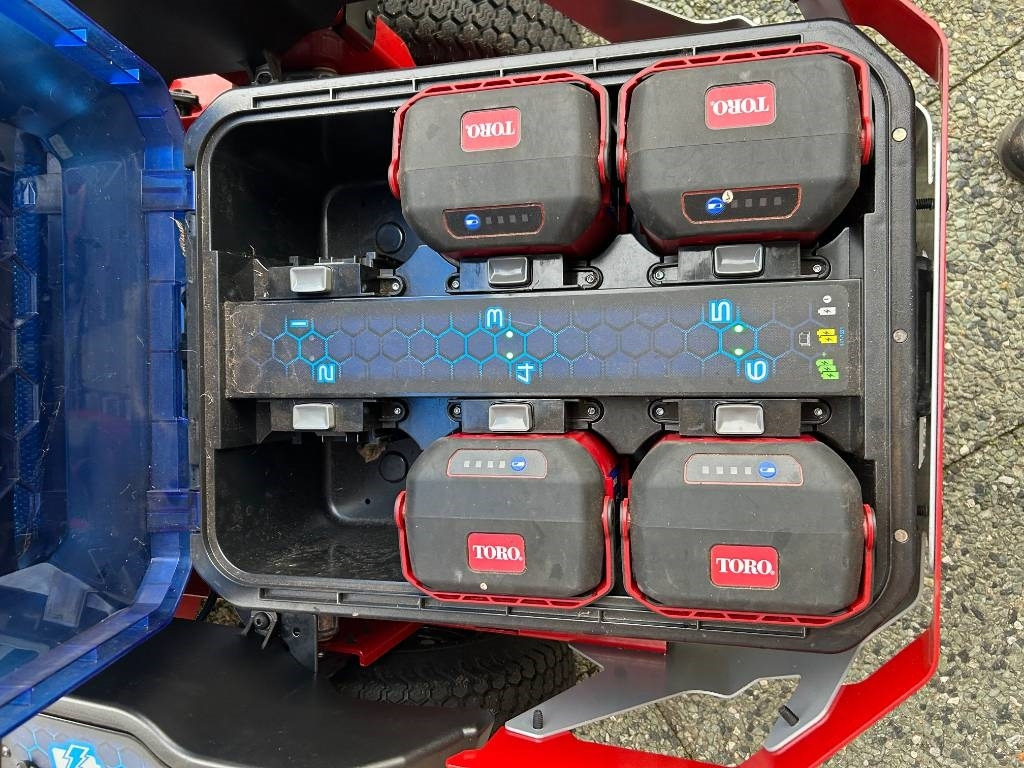 Garden mower Toro eMR 4275