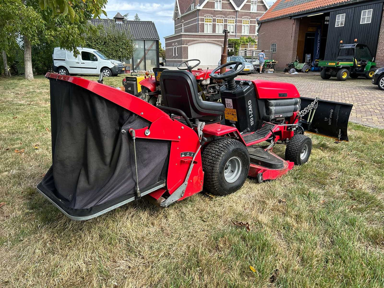 Garden mower Westwood GW216B HST