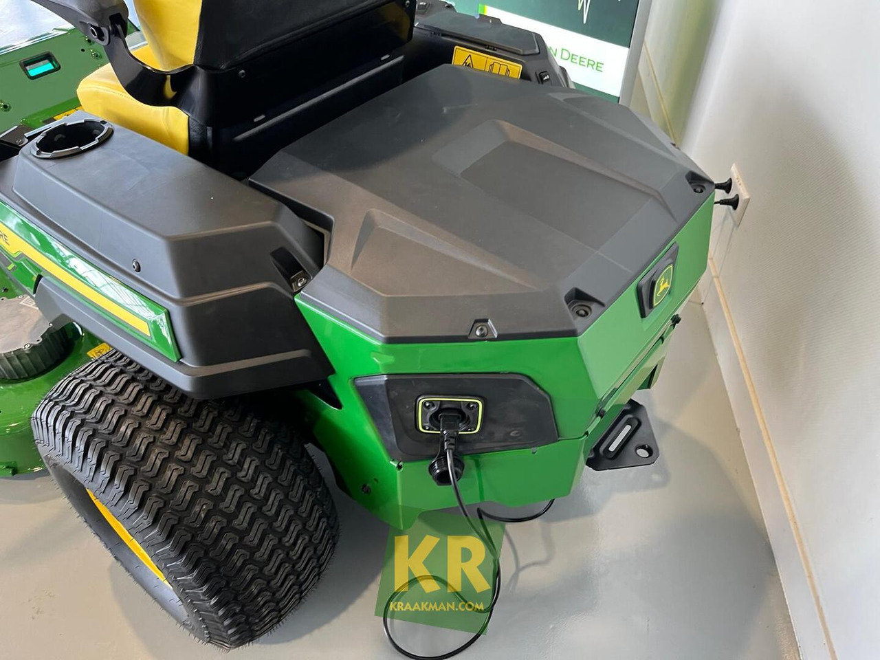 Garden mower Z370R ELECTRIC John Deere