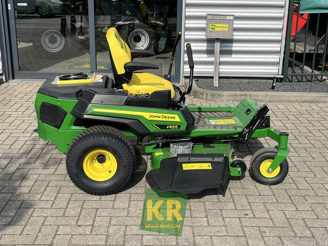 Garden mower Z370R ELECTRIC John Deere